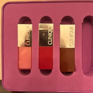 Clinique lipstick set of 3
